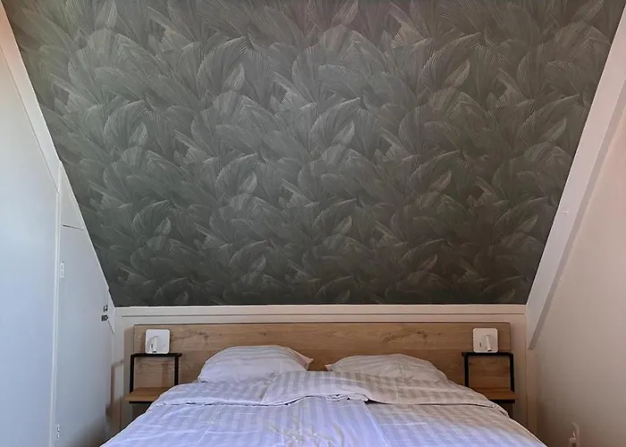 Дом отдыха Zeer Comfortabel Op Kleinschalig Park 6 Personen