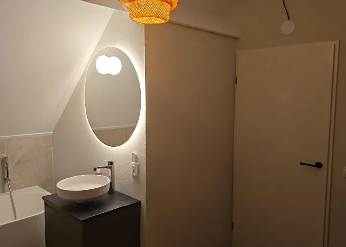 Zeer Comfortabel Op Kleinschalig Park 6 Personen * Ewijk